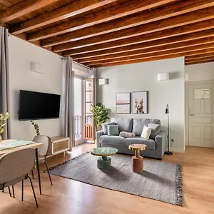 Limehome Calle Mirasol Daire